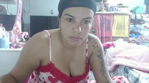 Snapshot of _emilimilf chatting on July 2026 04:20:01 PM _emilimilf online show from July 2026 04:20:01 PM