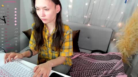 _emily__strike_ online show from December 2024 09:40:02 AM