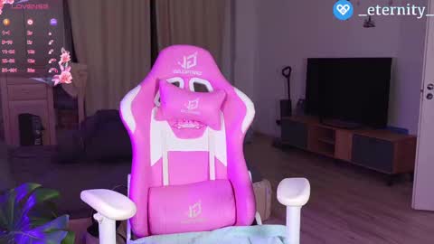 Mia  online show from March 2025 09:48:01 PM