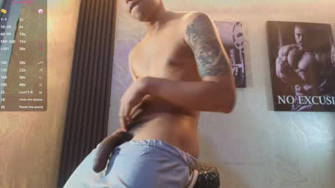 _erick_j online show from May 2026 08:07:01 PM