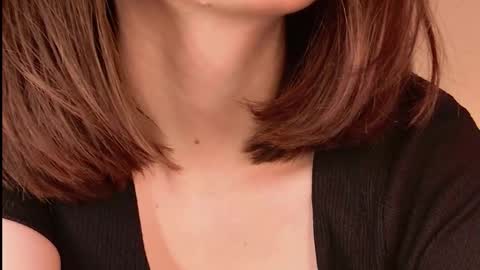 Snapshot of _esmeraldiyaa_ chatting on November 2025 07:05:02 PM _esmeraldiyaa_ online show from November 2025 07:05:02 PM