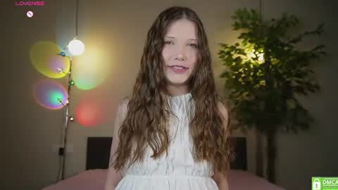Snapshot of _eva_lee chatting on July 2026 01:54:01 PM Alice online show from July 2026 01:54:01 PM