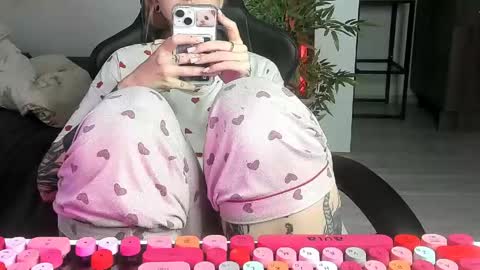 Alis online show from May 2026 07:48:02 AM