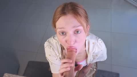 Lola 3  online show from January 2026 02:25:01 AM