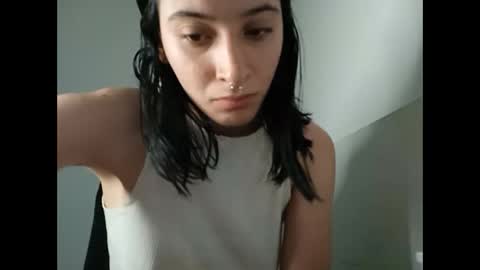 Snapshot of _genesid_dixton chatting on February 2025 11:45:01 PM Mia-foster online show from February 2025 11:45:01 PM