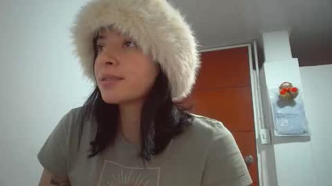 Snapshot of _genesid_dixton chatting on January 2026 07:08:01 PM Mia-foster online show from January 2026 07:08:01 PM