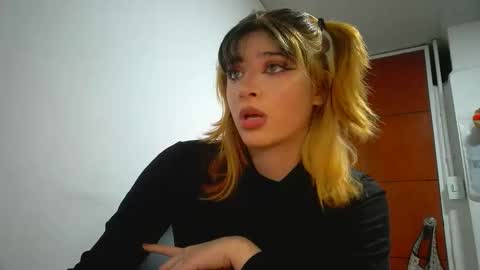 Snapshot of _genesid_dixton chatting on March 2026 11:55:02 PM Mia-foster online show from March 2026 11:55:02 PM