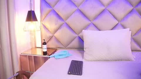 _giggy online show from May 2026 11:37:02 AM