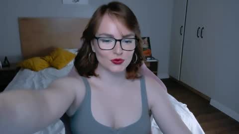 Snapshot of _gingermean_ chatting on April 2026 05:12:02 AM GingerMean online show from April 2026 05:12:02 AM