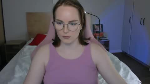 Snapshot of _gingermean_ chatting on May 2026 06:30:02 AM GingerMean online show from May 2026 06:30:02 AM
