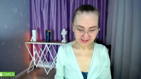 _greybunny_ online show from January 2025 07:57:01 AM