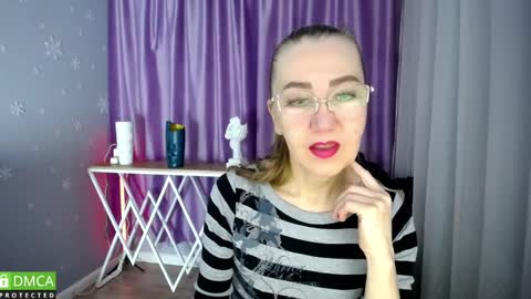 _greybunny_ online show from January 2025 08:54:01 AM