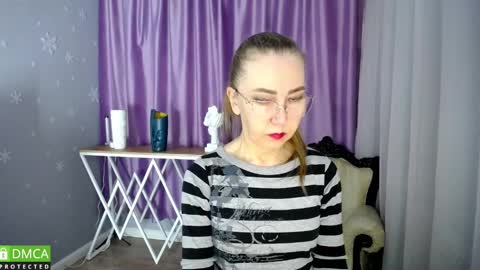 _greybunny_ online show from February 2025 12:08:01 PM