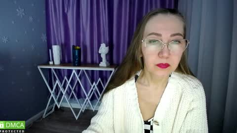 _greybunny_ online show from March 2025 09:27:02 AM