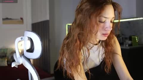 Snapshot of _guesswhat_ chatting on October 2025 02:17:02 PM Katarina online show from October 2025 02:17:02 PM