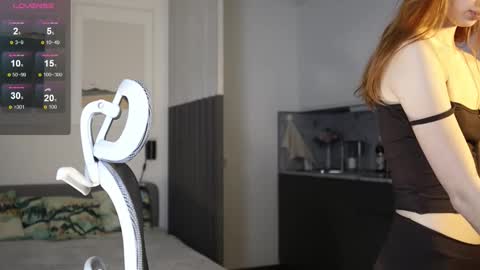 Snapshot of _guesswhat_ chatting on November 2025 01:39:02 PM Katarina online show from November 2025 01:39:02 PM