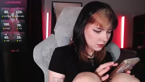 Tori online show from October 2025 09:19:02 AM