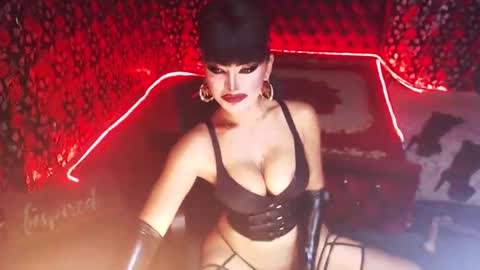 Snapshot of _hailyourqueenx chatting on December 2024 08:58:01 PM GoDDess Chloe online show from December 2024 08:58:01 PM