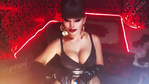 Snapshot of _hailyourqueenx chatting on January 2025 09:11:02 PM GoDDess Chloe online show from January 2025 09:11:02 PM