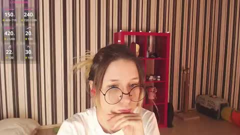 Snapshot of _hanna_moon_ chatting on February 2025 07:05:01 AM Hannaolotl online show from February 2025 07:05:01 AM