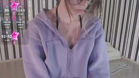 Snapshot of _hanna_moon_ chatting on October 2025 08:22:01 AM Hannaolotl online show from October 2025 08:22:01 AM