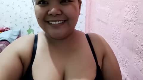 _hershey003 online show from October 2025 09:30:01 AM