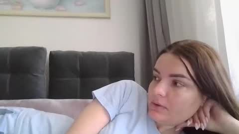 Criss4u online show from May 2026 07:37:02 AM