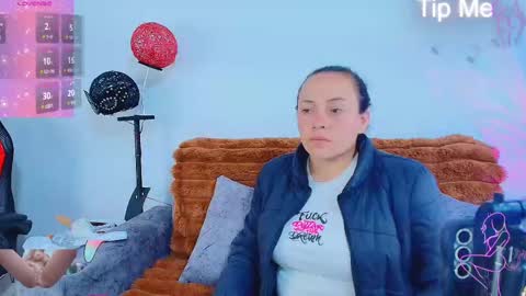 Honey online show from November 2025 05:57:01 PM