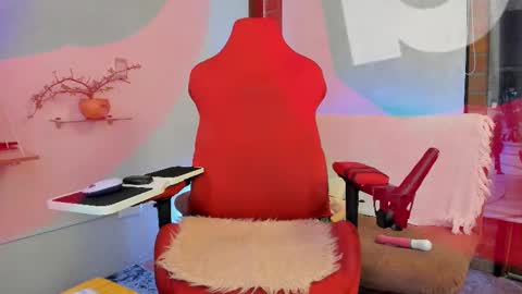 _hottie__ online show from September 2025 06:52:01 PM