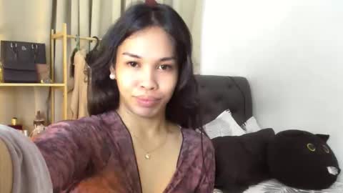 yanie online show from May 2026 08:25:02 PM
