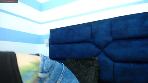 Isa online show from December 2024 06:05:02 PM