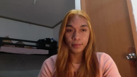 Snapshot of _iwantyourx chatting on October 2025 06:45:01 AM KIA online show from October 2025 06:45:01 AM