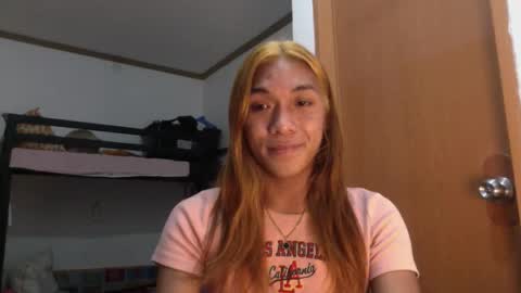 Snapshot of _iwantyourx chatting on October 2025 07:22:01 PM KIA online show from October 2025 07:22:01 PM