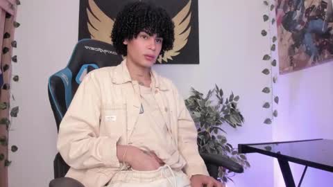 Snapshot of _jaay77 chatting on December 2024 07:49:01 PM Jay online show from December 2024 07:49:01 PM