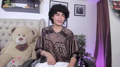 Snapshot of _jaay77 chatting on December 2024 06:42:01 PM Jay online show from December 2024 06:42:01 PM