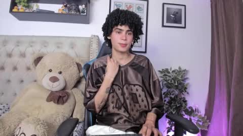 Snapshot of _jaay77 chatting on December 2024 12:48:02 AM Jay online show from December 2024 12:48:02 AM