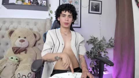 Snapshot of _jaay77 chatting on December 2024 06:08:02 AM Jay online show from December 2024 06:08:02 AM