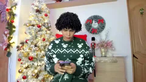 Snapshot of _jaay77 chatting on December 2024 12:43:02 AM Jay online show from December 2024 12:43:02 AM