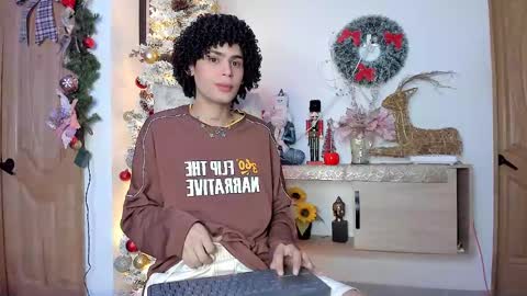 Snapshot of _jaay77 chatting on January 2025 03:50:02 AM Jay online show from January 2025 03:50:02 AM