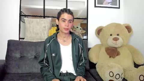 Snapshot of _jaay77 chatting on January 2025 05:33:01 PM Jay online show from January 2025 05:33:01 PM