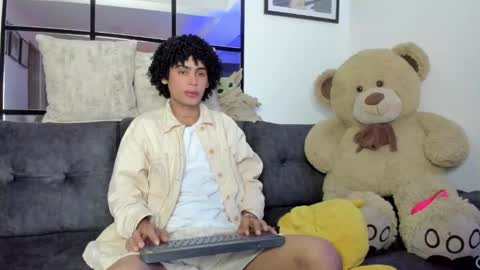 Snapshot of _jaay77 chatting on January 2025 02:49:02 AM Jay online show from January 2025 02:49:02 AM