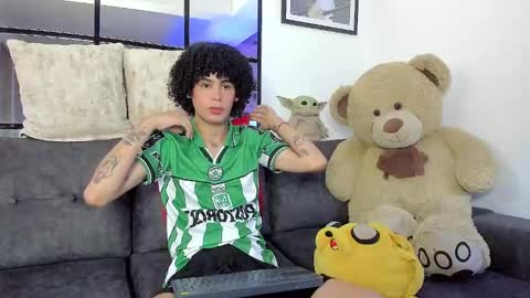 Snapshot of _jaay77 chatting on January 2025 06:21:01 PM Jay online show from January 2025 06:21:01 PM