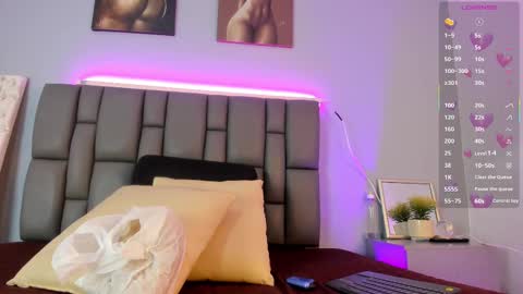 Jasmine online show from September 2025 12:51:01 PM