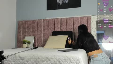 Jasmine online show from November 2025 12:14:02 PM