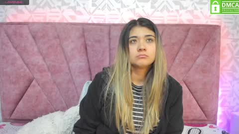 Snapshot of _jeessy chatting on January 2025 03:05:02 AM _jeessy online show from January 2025 03:05:02 AM