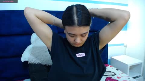 Snapshot of _jeessy chatting on January 2025 02:33:02 AM _jeessy online show from January 2025 02:33:02 AM