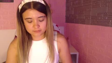 Snapshot of _jeessy chatting on February 2025 05:47:01 AM _jeessy online show from February 2025 05:47:01 AM