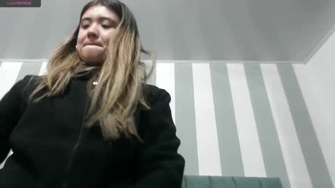 Snapshot of _jeessy chatting on February 2025 03:11:02 AM _jeessy online show from February 2025 03:11:02 AM