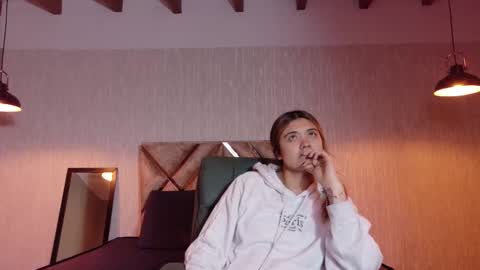 Snapshot of _jeessy chatting on October 2025 02:34:01 AM _jeessy online show from October 2025 02:34:01 AM