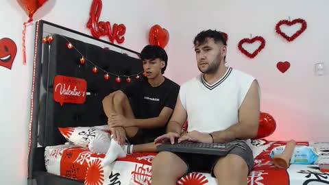 Snapshot of _jhossua_and_valerio_ chatting on February 2026 10:28:02 PM JHOSSUA VALERIO online show from February 2026 10:28:02 PM